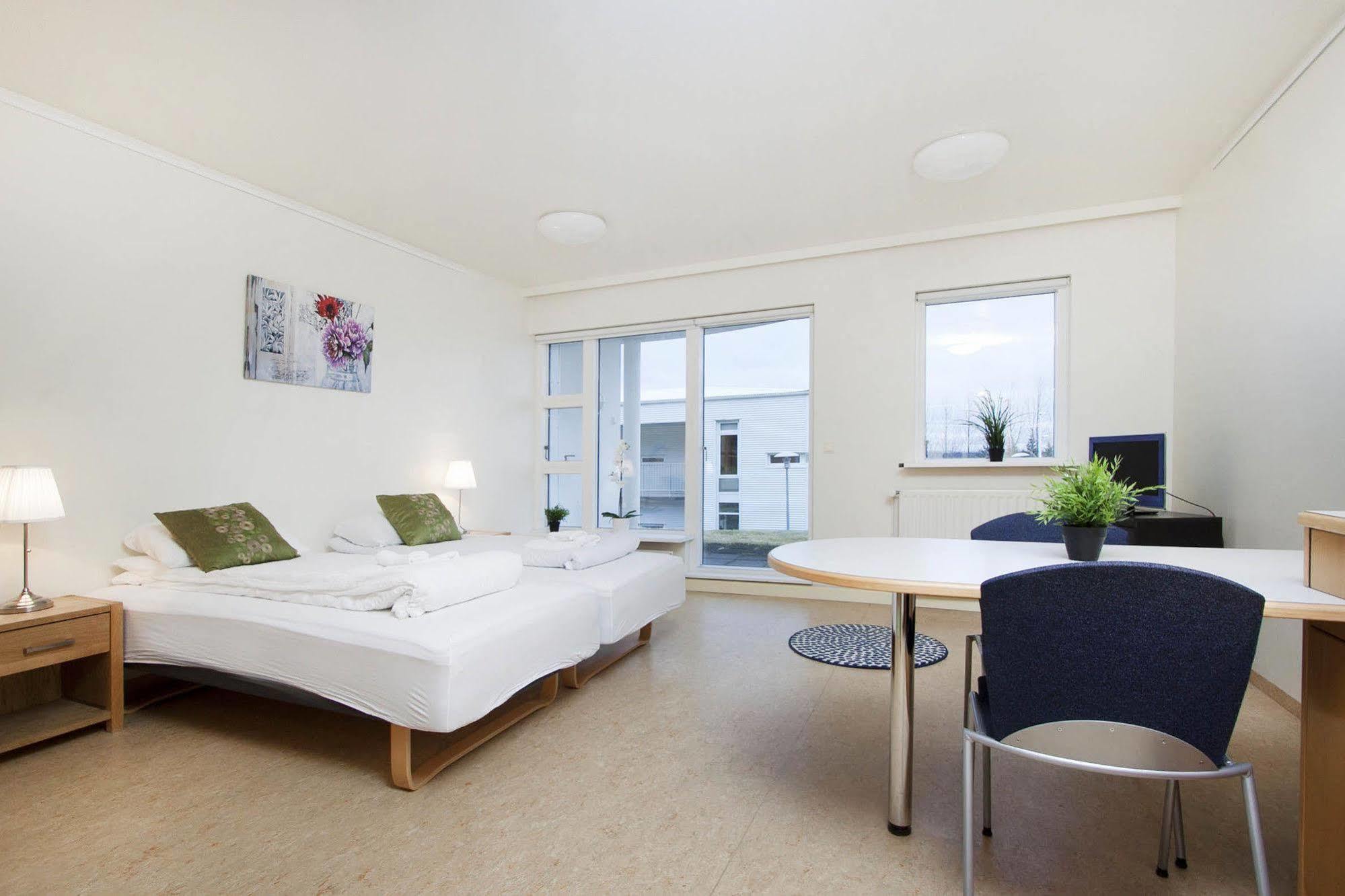 לאוגרבטן Golden Circle Apartments מראה חיצוני תמונה